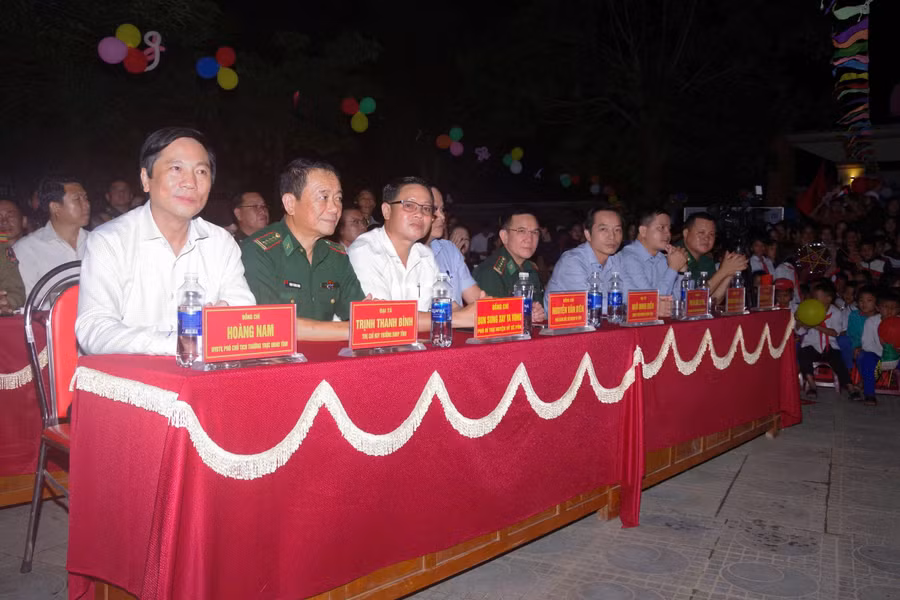 5fc9108d7400fe5ea711.jpg