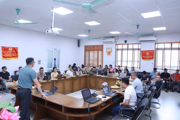 Toàn cảnh buổi tập huấn.
