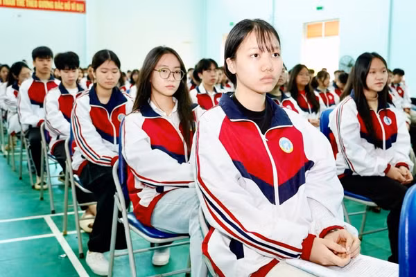 Thí sinh tham gia Kỳ thi chọn học sinh giỏi quốc gia năm học 2025-2026 tại Thái Nguyên. Ảnh: Phạm Vũ.