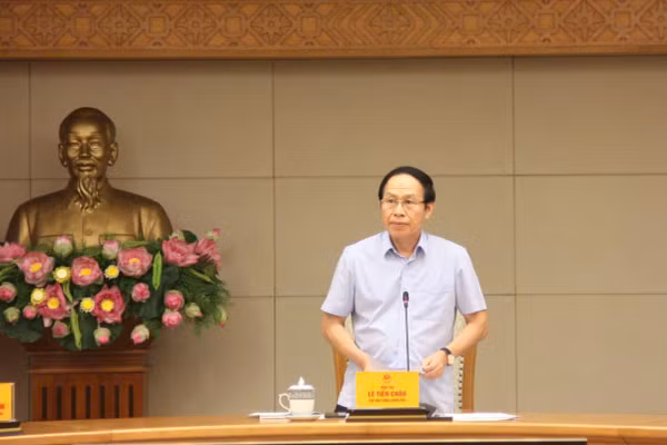 Phó Thủ tướng Lê Tiến Châu phát biểu tại cuộc họp.