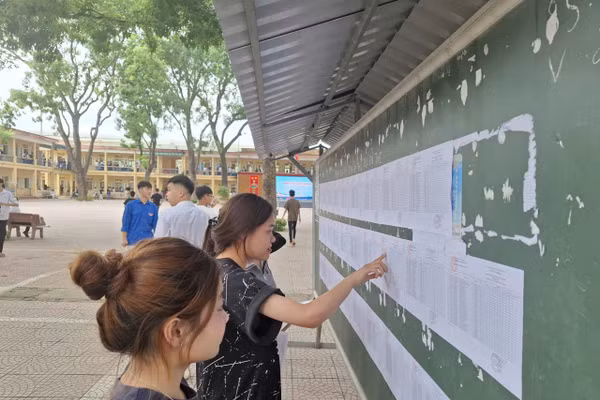 Đề xuất năm 2028 giảm xuống 1 phương thức đăng ký xét tuyển vào từng ngành đào tạo, từng chương trình đào tạo; xét tuyển thẳng, cử tuyển không tính vào giới hạn này.