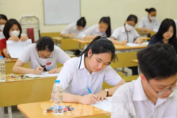 Quy định miễn thi Ngoại ngữ trong xét công nhận tốt nghiệp THPT 2026