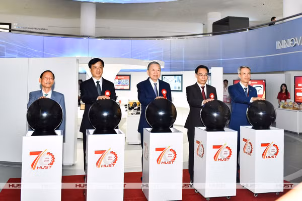 Khánh thành Không gian đổi mới sáng tạo liên ngành Đại học Bách khoa Hà Nội