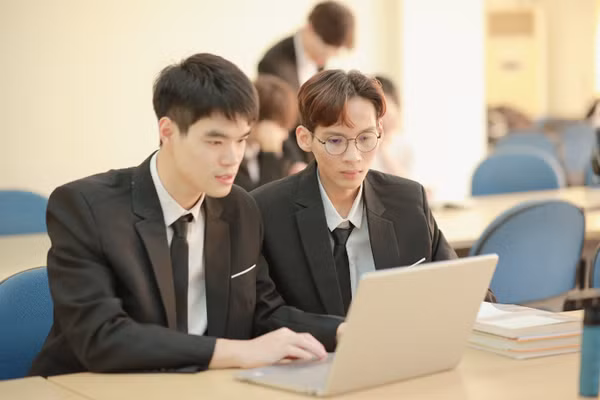 Sinh viên Trường ĐH Thủy lợi.