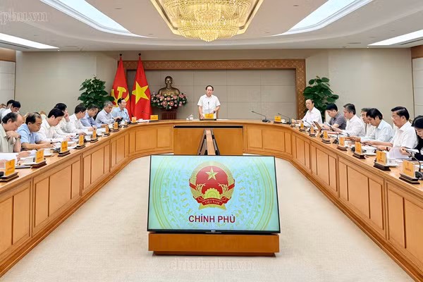 Phó Thủ tướng Chính phủ Lê Tiến Châu chủ trì cuộc họp về các nhiệm vụ, giải pháp phòng, chống gian lận trong thi cử - Ảnh: chinhphu.vn/Thu Sa