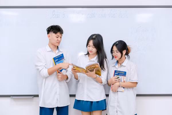 Xác định nhu cầu SGK, bảo đảm cung ứng đủ cho các trường trước 30/8