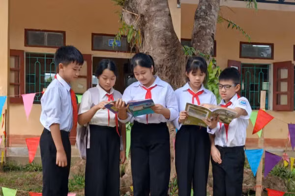 Học sinh Trường Phổ thông DTBT THCS Na Mèo (xã Na Mèo, Thanh Hóa).