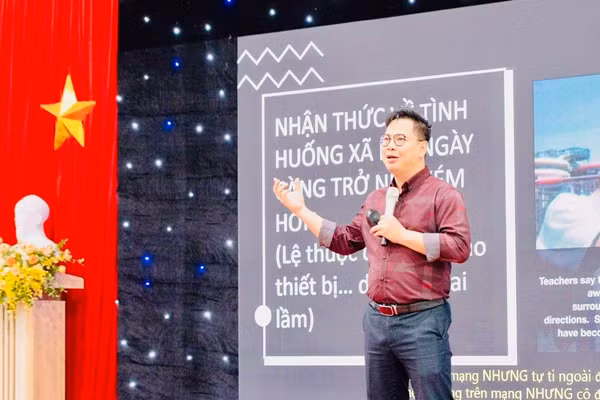 PGS.TS Trần Thành Nam chia sẻ liên quan đến sử dụng mạng xã hội ở người trẻ.