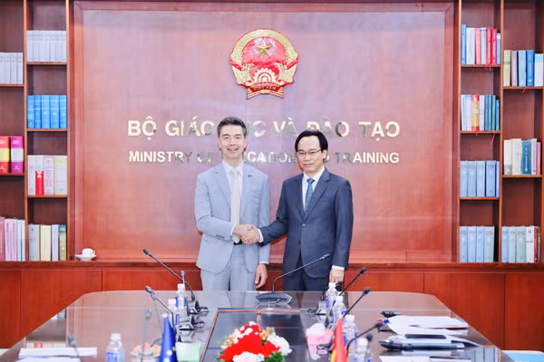 Thúc đẩy hợp tác giáo dục, đào tạo nhân lực chất lượng cao giữa Việt Nam và EU