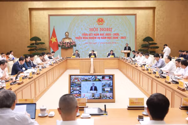 Thủ tướng Lê Minh Hưng chủ trì Hội nghị.