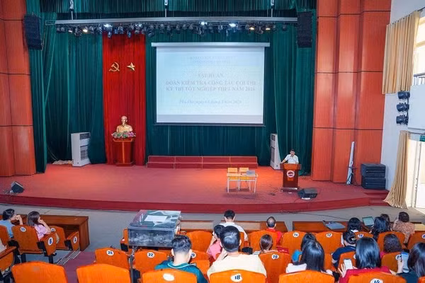 Quang cảnh buổi tập huấn.