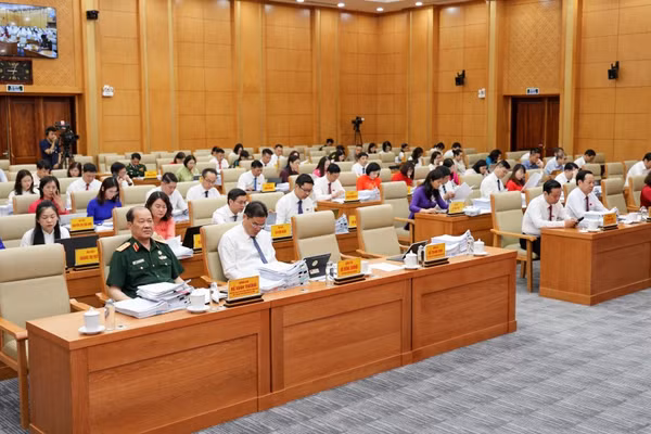 Các đại biểu dự Kỳ họp. Ảnh: BCB