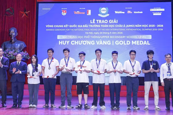 2 học sinh Trường THPT Chuyên Cao Bằng giành Huy chương Vàng AIMO 2025-2026.