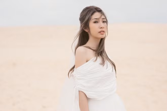 Mĩ nhân Việt dành cả thanh xuân để yêu một người: Người hạnh phúc viên mãn, kẻ chia tay trong nước mắt ảnh 10 Khi mĩ nhân Việt dành cả thanh xuân để yêu một người: Người hạnh phúc viên mãn, kẻ chia tay trong nước mắt ảnh 10