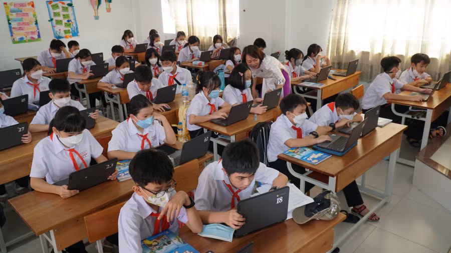 Học sinh của Trường THCS Đoàn Thị Điểm, quận Ninh Kiều (TP Cần Thơ) trong tiết học. Học sinh của Trường THCS Đoàn Thị Điểm, quận Ninh Kiều (TP Cần Thơ) trong tiết học.