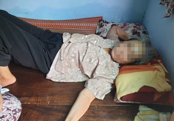 Bà Lài hiện được người thân chăm sóc tại nhà.