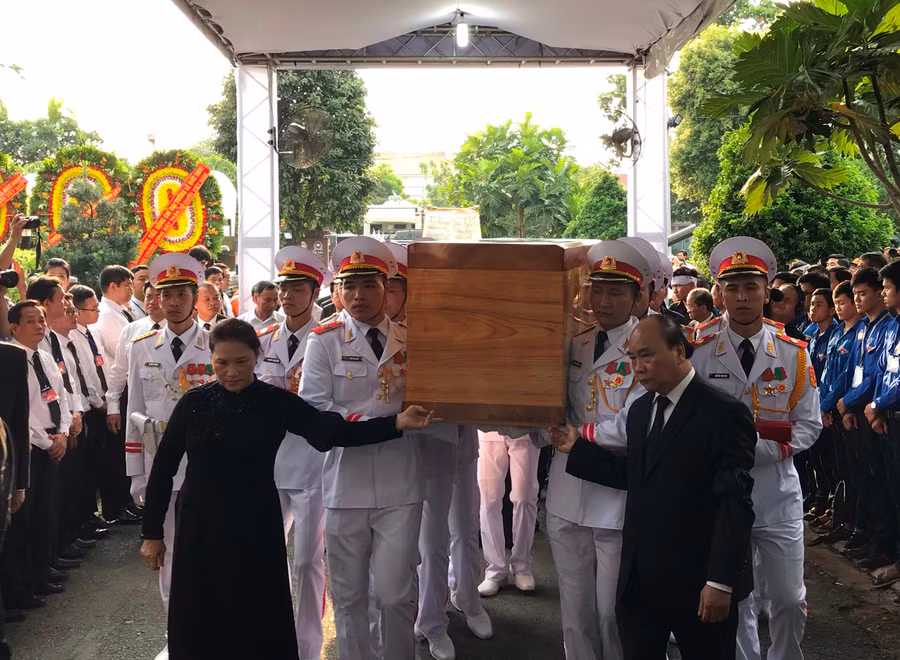 Lễ An táng nguyên Chủ tịch nước, Đại tướng Lê Đức Anh tại Nghĩa trang thành phố Hồ Chí Minh. Ảnh: VGP/Lê Anh.