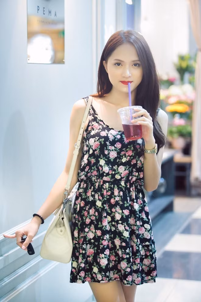 Hương Giang đã lấy lại cân bằng và tất bật với nhiều công việc sau khi chia tay bạn trai. Huong Giang Idol: ‘So thich nam tinh nhat cua toi la phuot’ hinh anh 1