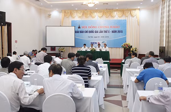 92 tác phẩm đạt giải Báo chí Quốc gia 2015