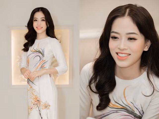 Trước đây, chân dài thường trung thành với kiểu tóc tự nhiên chia ngôi giữa và không để mái. Trước đây, chân dài thường trung thành với kiểu tóc tự nhiên chia ngôi giữa và không để mái.