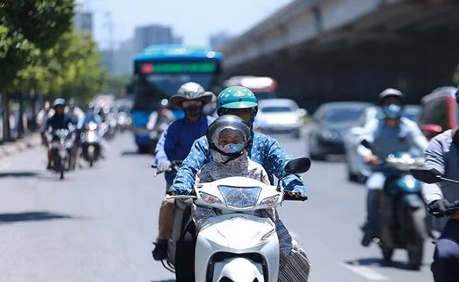 Thời tiết hôm nay 28/11: Bắc Bộ, Nam Bộ ngày nắng, Trung Bộ mưa rào vài nơi