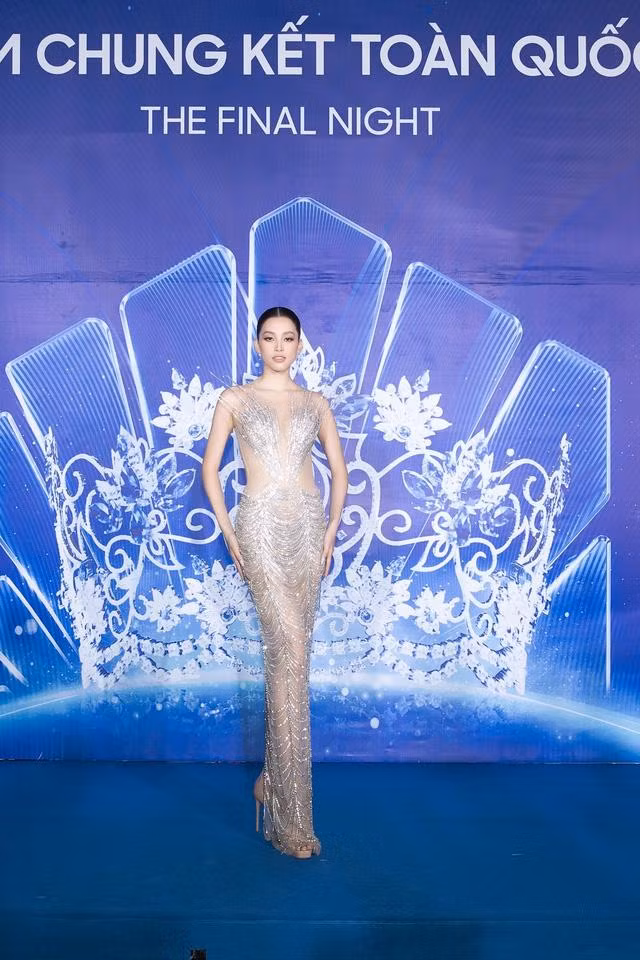 Hoa hậu Việt Nam 2018 Trần Tiểu Vy - thành viên Ban giám khảo