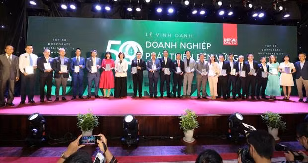 Vinamilk là một trong 25 doanh nghiệp niêm yết được bình chọn trong Top 50 Doanh nghiệp Phát triển Bền vững.