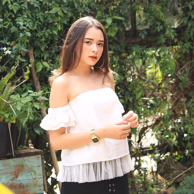 5 nữ sinh mang dòng máu lai có gương mặt và vóc dáng tuyệt đẹp ảnh 9