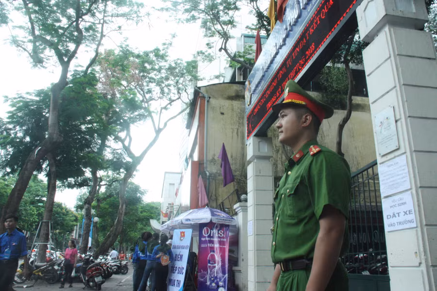 Không khí thi cử không còn “nóng”