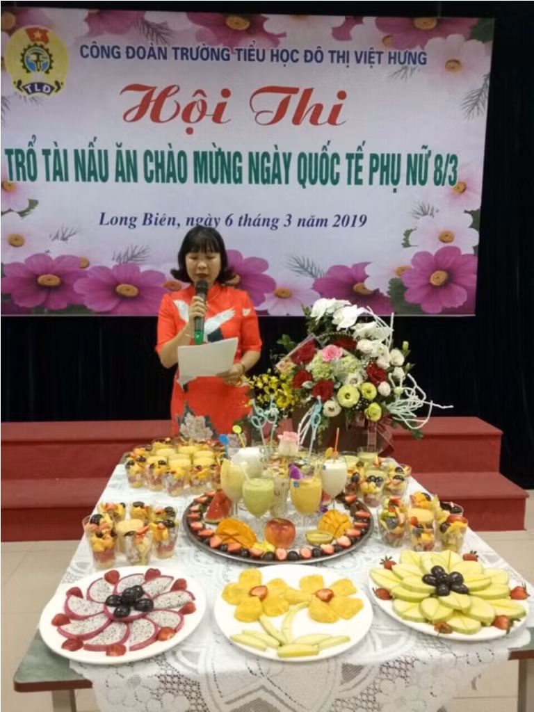 Cô Phạm Thị Nga - Chủ tịch Công đoàn nhà trường