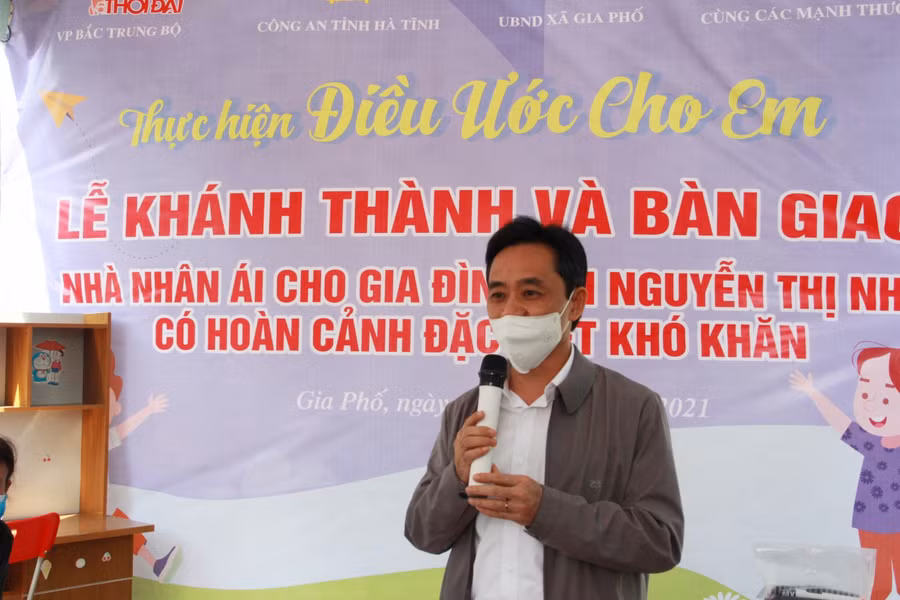Phát biểu tại buổi lễ Phó Bí thư Thường trực Tỉnh ủy Hà Tĩnh Trần Thế Dũng đã gửi lời cảm ơn đến Văn phòng Báo Giáo dục &amp; Thời đại, Khu vực Miền Trung - Tây Nguyên, đồng thời nhấn mạnh việc xây dựng nhà cho học sinh nghèo mà Báo đang triển khai là hoạt động mang ý nghĩa sâu sắc, giúp các em học sinh có thêm động lực vươn lên trong cuộc sống và học tập.