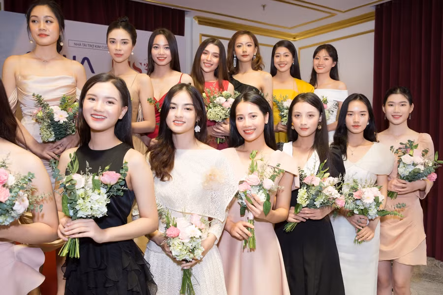 Hoa Hậu Việt Nam 2020: Lộ diện 30 gương mặt cuối cùng của vòng Bán kết ảnh 1