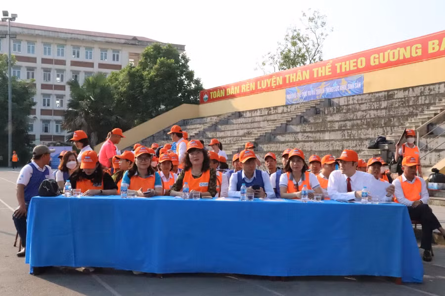 Mục tiêu của sự kiện là tạo sân chơi lành mạnh, vui tươi và bổ ích cho các em học sinh nữ, nam, thầy cô, cha mẹ có thể giao lưu, chia sẻ và hợp tác tốt với nhau.