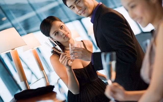 4 dấu hiệu rõ rành rành con trai đang bắt cá hai tay giúp bạn lật tẩy bộ mặt thật của Sở Khanh-2