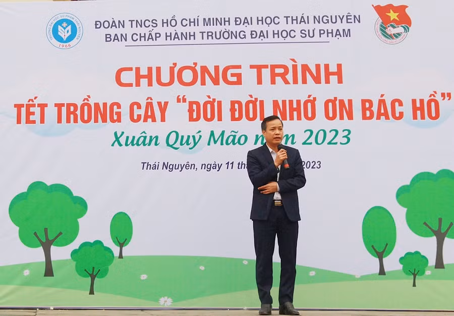 PGS.TS Mai Xuân Trường, Hiệu trưởng trường Đại học Sư phạm.