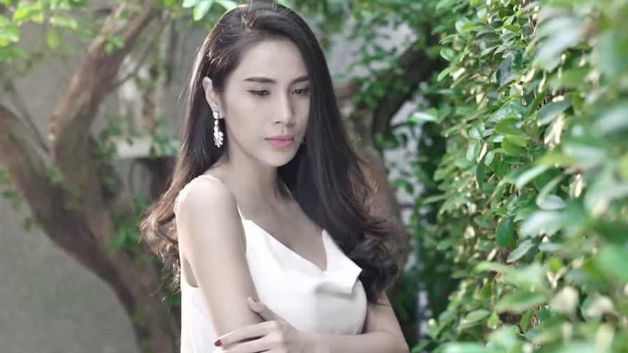 Những màn tái xuất ấn tượng của sao Việt ảnh 2 Những màn tái xuất ấn tượng của sao Việt ảnh 2