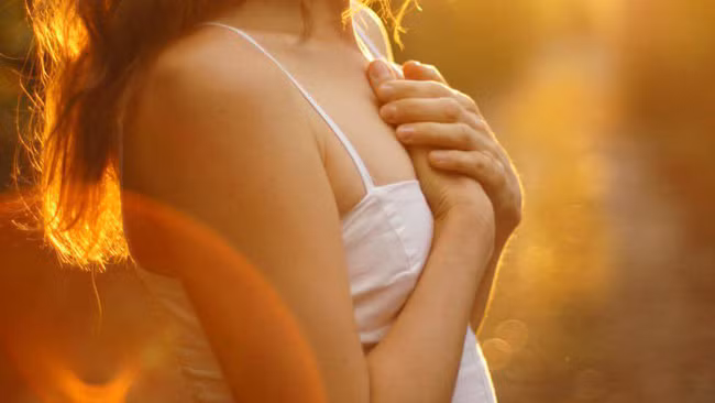 90% người thường chủ quan trước 6 dấu hiệu lạ này ở cổ họng mà không biết, ung thư thực quản đang “nhăm nhe” tính mạng - Ảnh 4. 90% người thường chủ quan trước 6 dấu hiệu lạ này ở cổ họng mà không biết, ung thư thực quản đang “nhăm nhe” tính mạng - Ảnh 4.