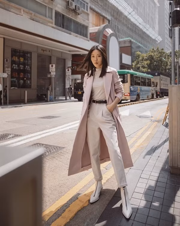 1001 cách mix áo len đẹp "lịm tim" cho mùa Đông ảnh 3 Instagram tuần qua:
