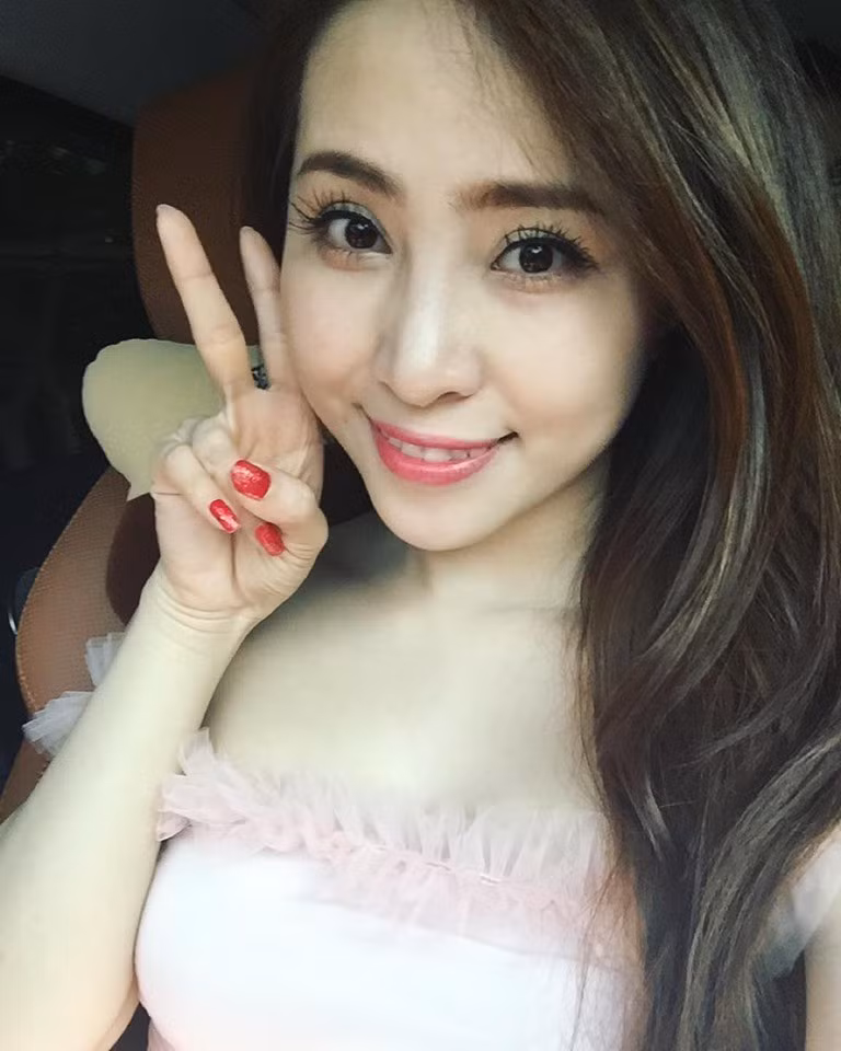 Lý do bất ngờ nhân vật Nhã “Về nhà đi con” để lông mi chân nhện ảnh 6