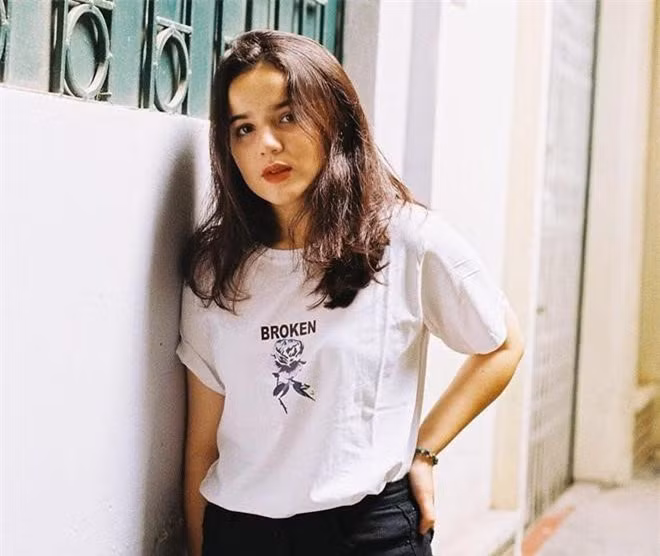 4 bong hong lai tuoi 18 xinh dep sexy biet nhieu thu tieng