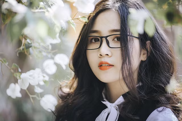 Ngọc Huyền có dự định theo học các ngành kinh tế và tài chính marketing, cô gái đang nỗ lực và dành toàn tâm để có thể chuẩn bị kỹ lưỡng hành trang thực hiện ước mơ của bản thân.