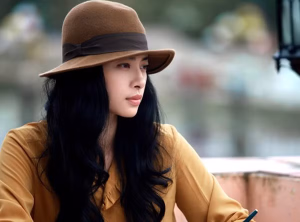 Ngay sau buổi họp báo Vết sẹo cuộc đời 3 chiều 16/4 kết thúc, Ngô Thanh Vân đã bị ngất xỉu và được nhập viện khẩn cấp. Tại bệnh viện, đả nữ đã được truyền nước biển. Theo quản lý của Ngô Thanh Vân cho hay, cô bị kiệt sức do làm việc quá nhiều với cường độ cao trong thời gian dài nên giờ cần được nghỉ ngơi và không được làm việc nặng. Bác sĩ cũng chẩn đoán, Vân Ngô bị viêm hô hấp cấp. Hơn nữa, do làm việc quá sức nên bệnh dạ dày cùng lúc tái phát.