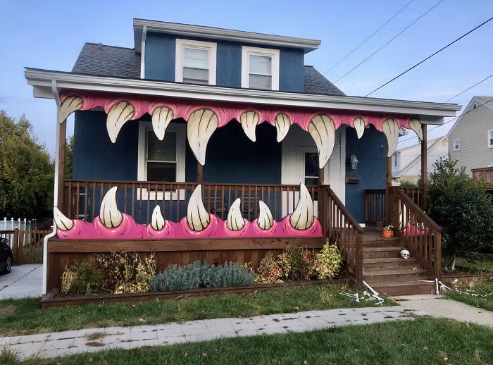 First Halloween In Our New Home! Sorry, Neighbors, We