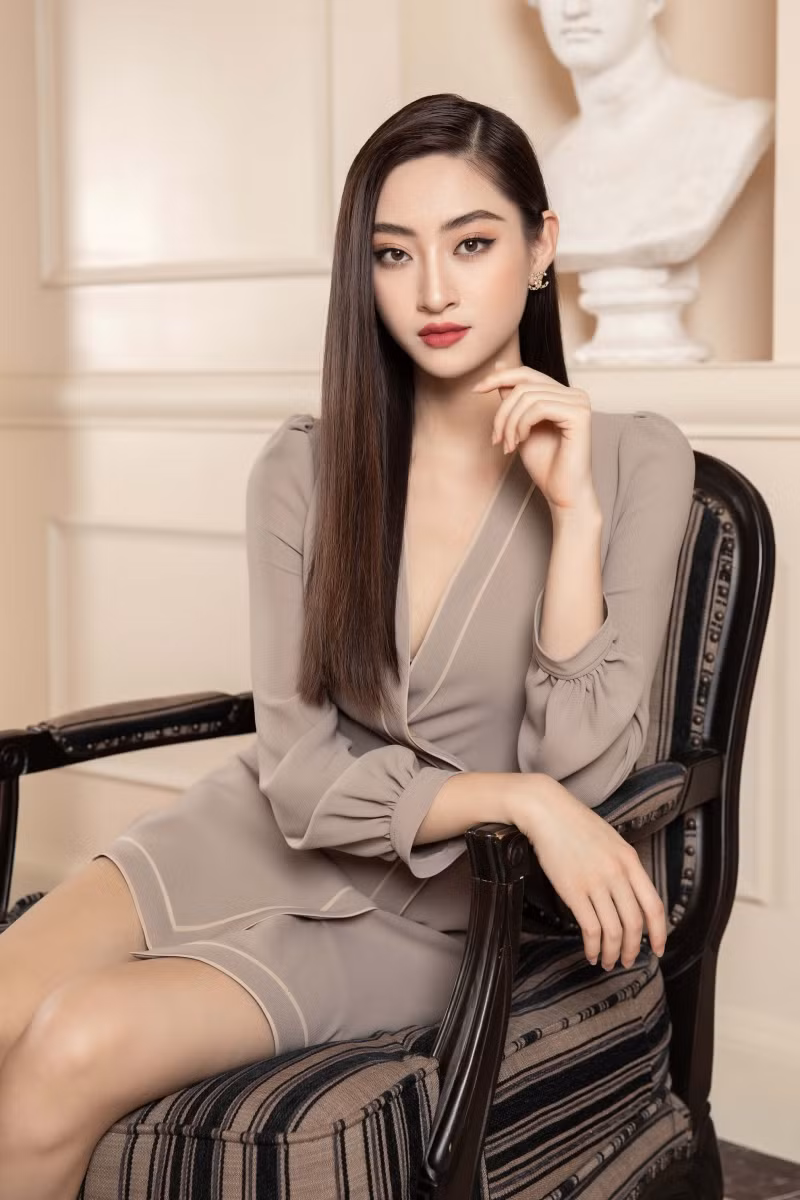 Hoa hậu Lương Thùy Linh kinh doanh thời trang ảnh 1