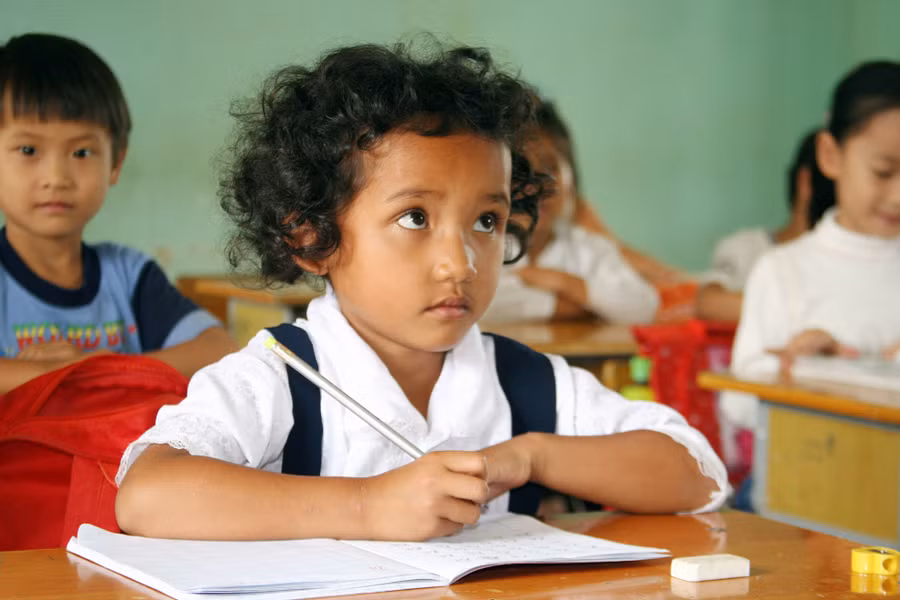 Sách giáo khoa phải đáp ứng được yêu cầu đổi mới căn bản, toàn diện GD-ĐT. Ảnh: Hữu Cường