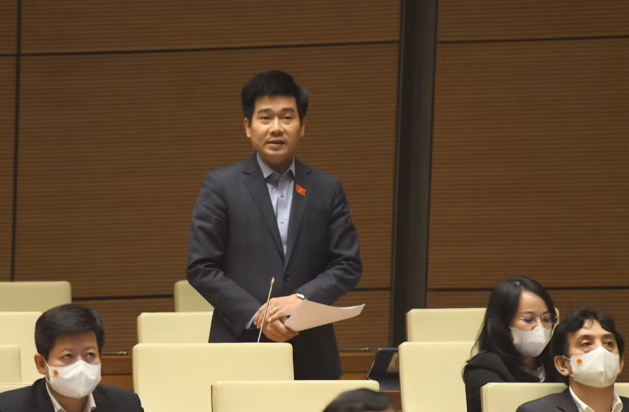 Đại biểu Lê Thanh Hoàn