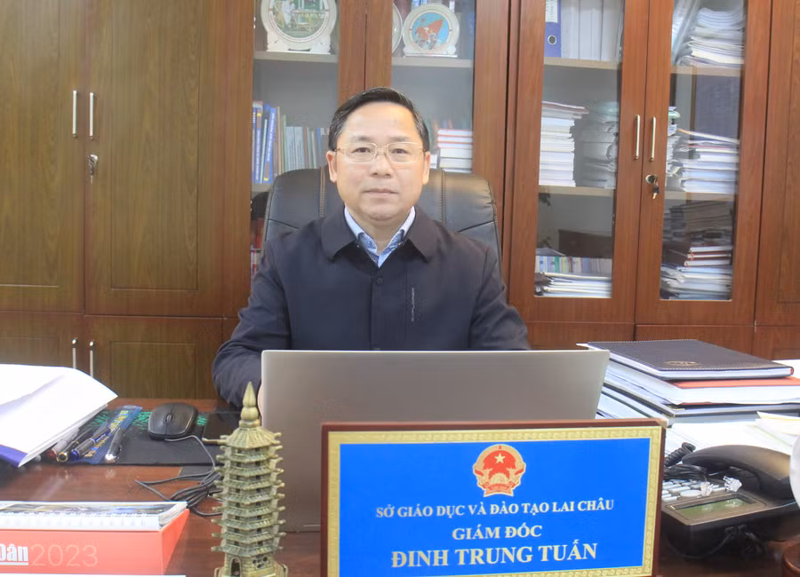 NGƯT Đinh Trung Tuấn, Giám đốc Sở GD&ĐT tỉnh Lai Châu. NGƯT Đinh Trung Tuấn, Giám đốc Sở GD&ĐT tỉnh Lai Châu.