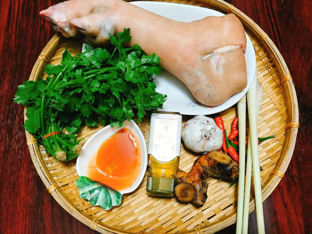 Rỉ tai công thức nấu giả cầy chân giò ngon hết ý cho ngày đông lạnh 1