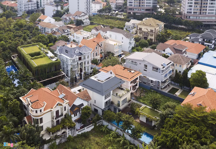 Loạt biệt thự đắt đỏ tại Thảo Điền, có cả cơ ngơi của “ông trùm hàng hiệu” Jonathan Hạnh Nguyễn ảnh 11 Co ngoi nha Jonathan Hanh Nguyen va loat biet thu dat do tai Thao Dien hinh anh 11