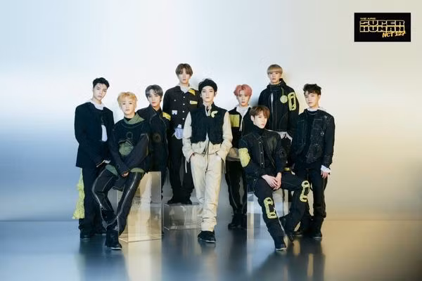 10 phong cách thời trang những năm 70 đang ‘hung hãn’ tấn công Kpop năm 2019 ảnh 47